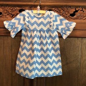 NWOT Southern Kids 2T chevron dress